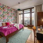 Days - Family Two-bedroom With, Ac, And Sound System In Vinohrady * Prag
