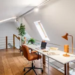 Days - Family Two-bedroom With, Ac, And Sound System In Vinohrady Prag