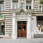 Days - Family Two-bedroom With, Ac, And Sound System In Vinohrady Lägenhet Prag
